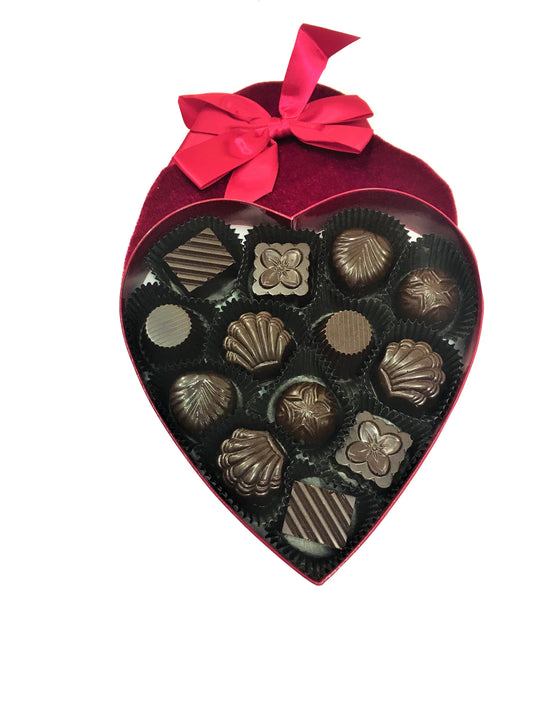 ASSORTED CHOCOLATE HEART BOX (13 PC)