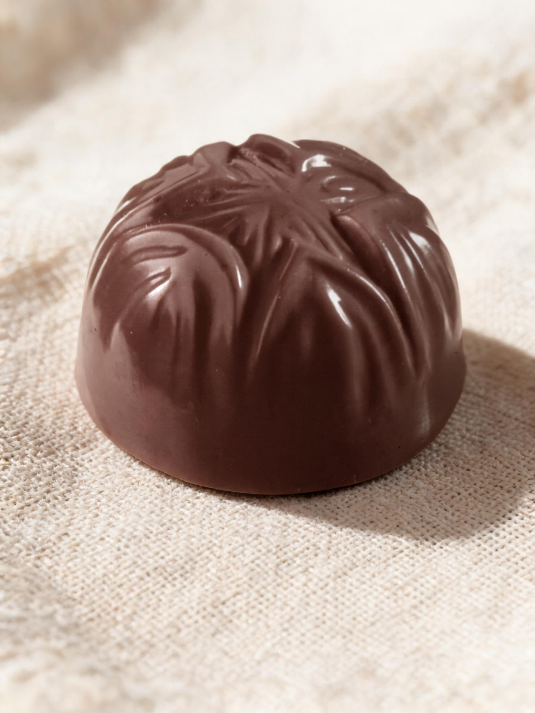 RASPBERRY TRUFFLE
